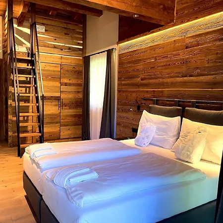Glemmerl Mountain Lodge, 木屋 *